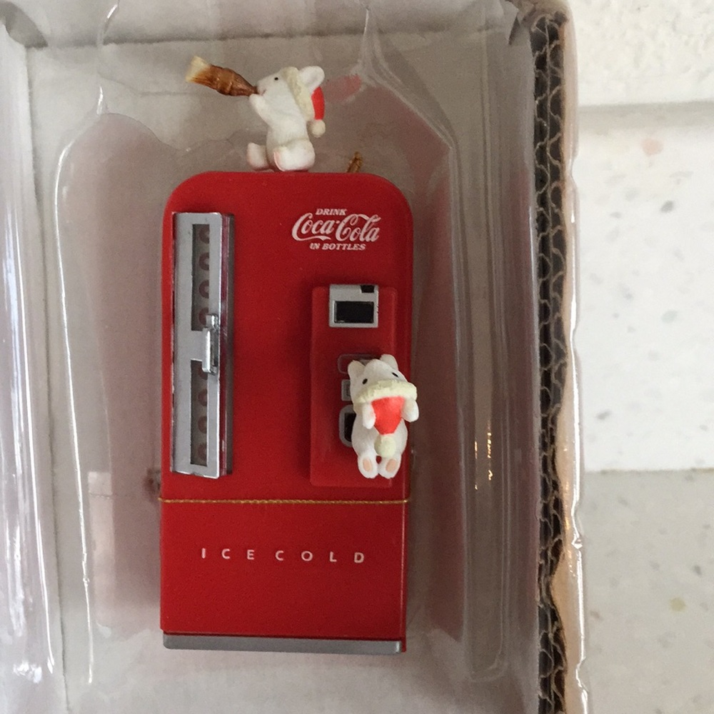 Vintage 1989 Enesco Coke Brand Ornament - Picture 3 of 8